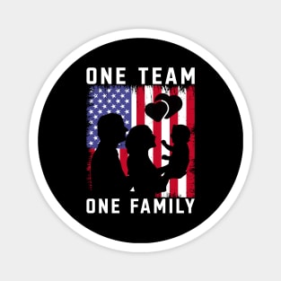 One Team One Family, Family Day Gift, Gift for Mom, Gift for Dad, Gift for Son, Gift for Daughter Magnet